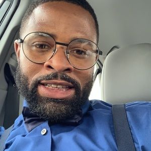 Meet your Posher, Sidney